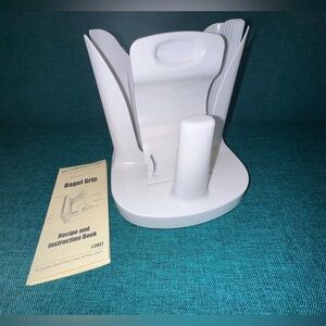 NEW The Pampered Chef Bagel Grip #2437 Kitchen Tool w/Instructions  USA NWOB